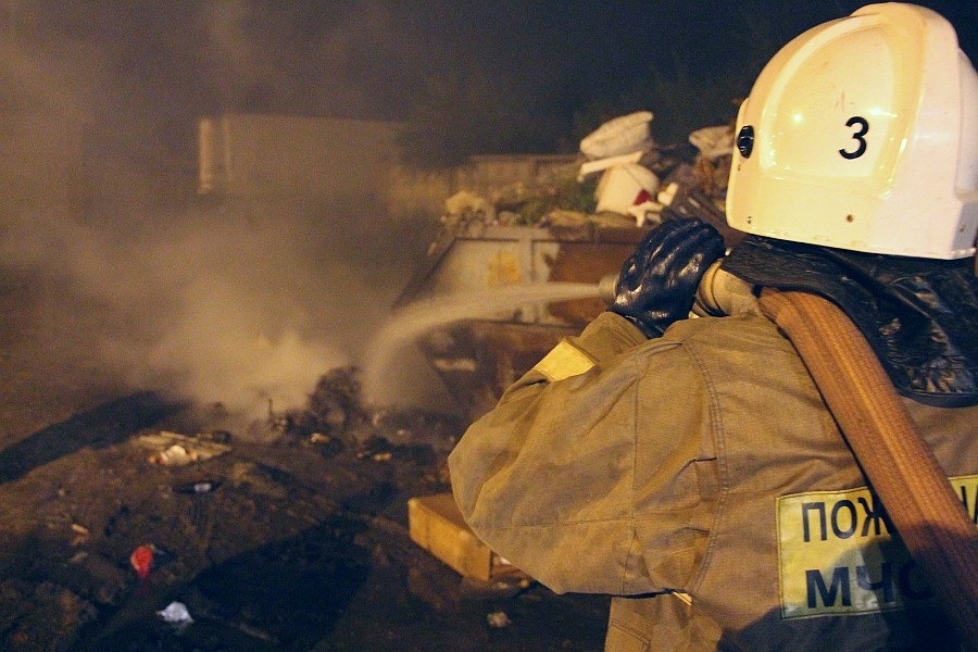 Замыкание электропроводки привело к пожару в Абакане