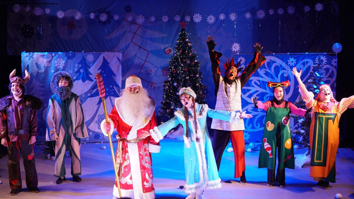 Театр «Читiген» порадует детей Хакасии яркими новогодними представлениями