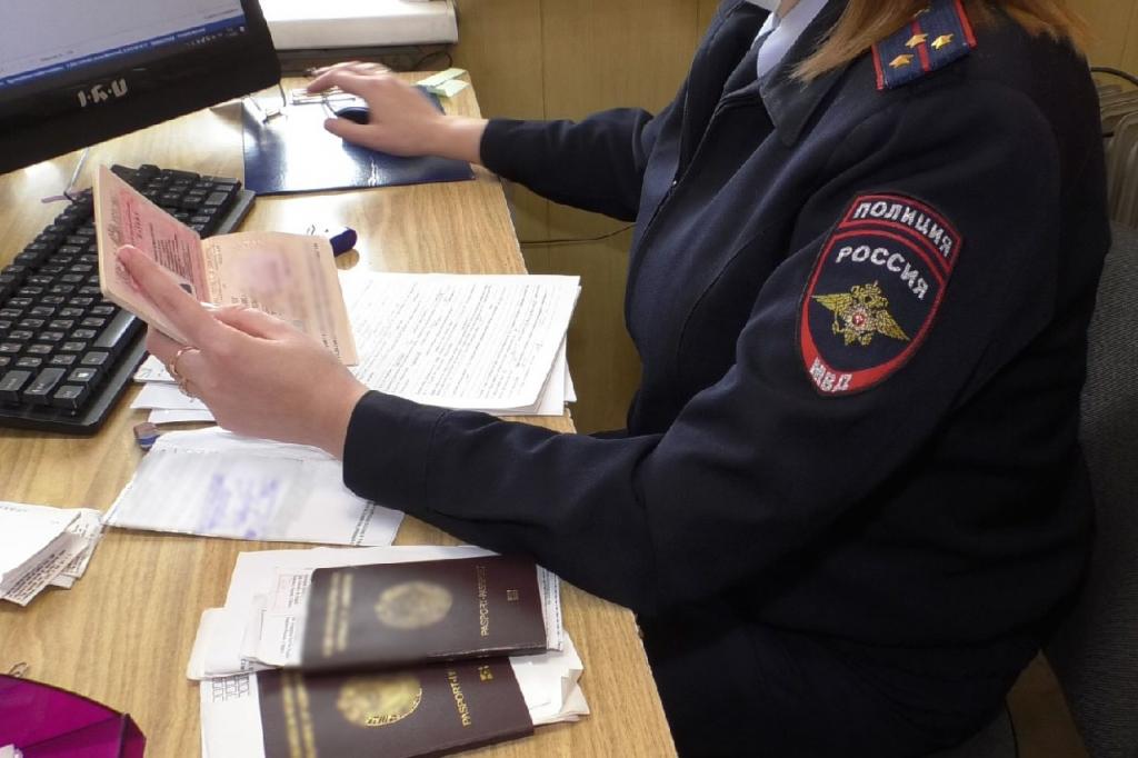 В Хакасии транспортные полицейские выявили иностранных граждан, нарушивших миграционное законодательство