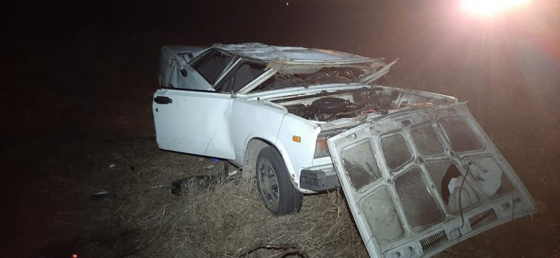 В Хакасии пьяный «бесправник» опрокинул автомобиль, полный пассажиров