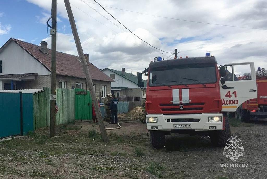 Перекал печи привел к пожару в селе Аскиз