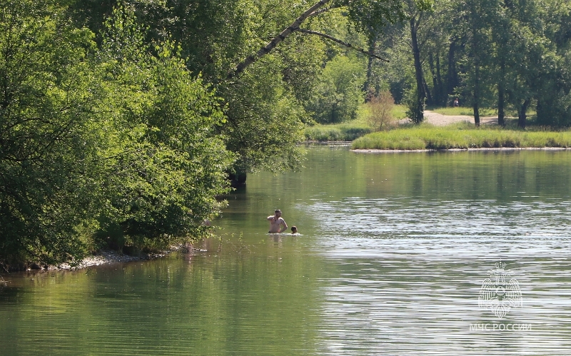 Люди продолжают гибнуть на воде, купаясь в необорудованных местах