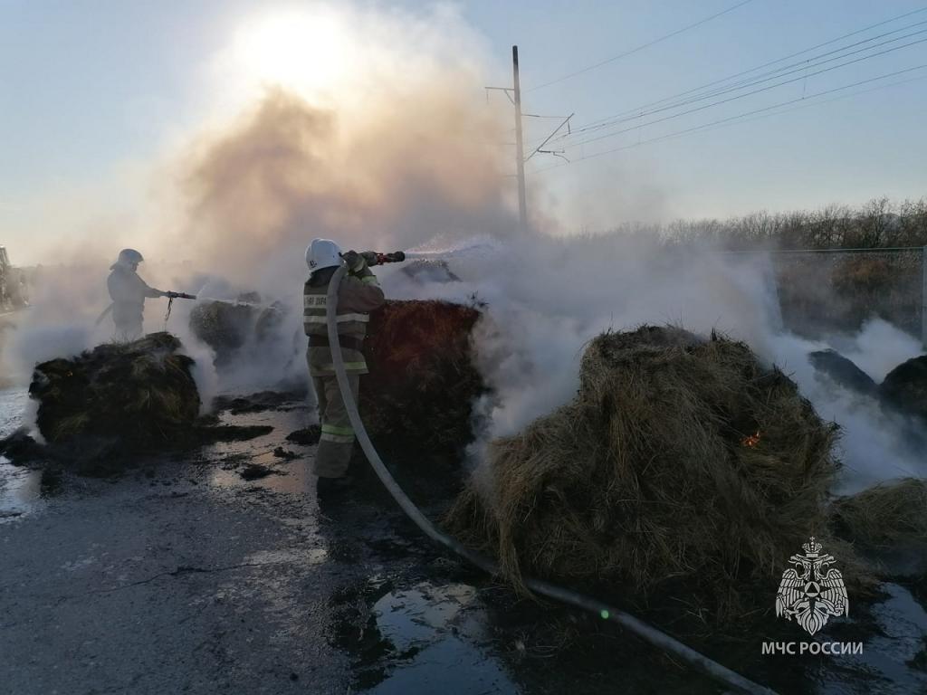 Семь пожаров за выходные дни ликвидировали огнеборцы Хакасии