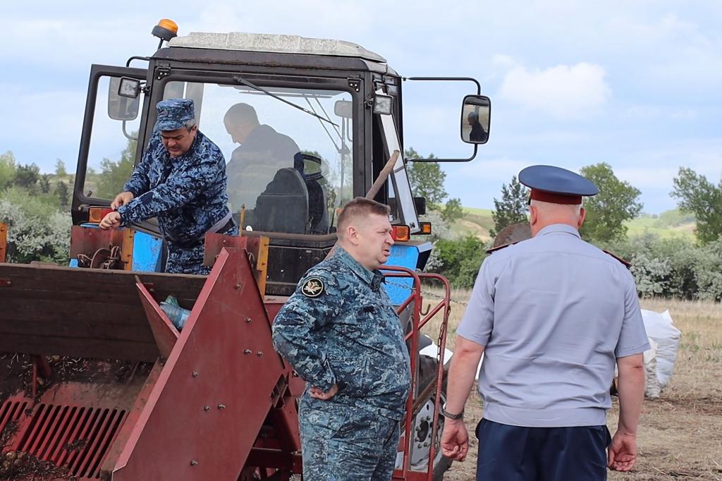 В учреждениях УФСИН России по Республике Хакасия завершена уборочная кампания