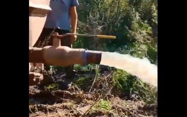 Водителя ассенизаторской машины поймали за грязными делами в Аскизском районе