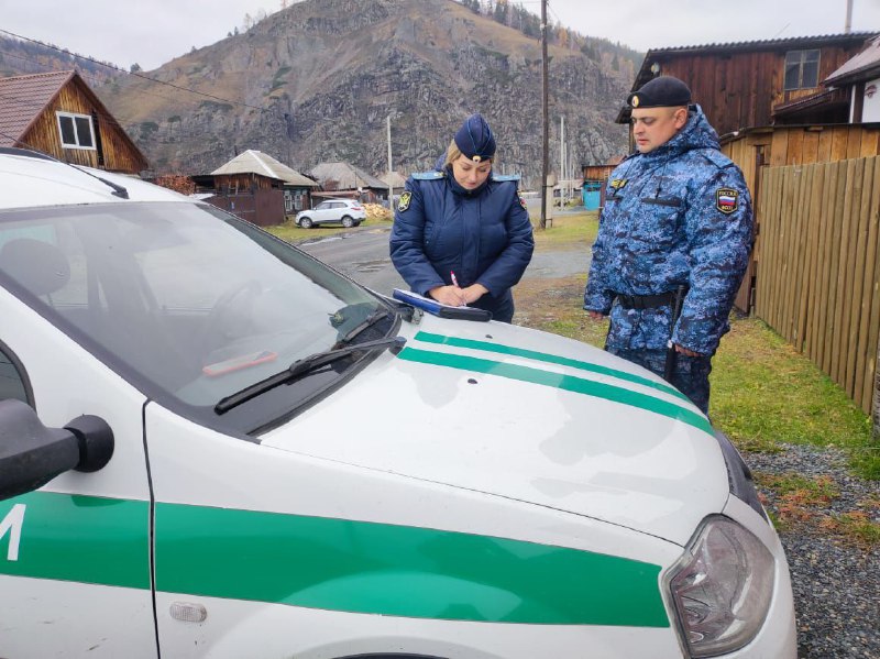 Рабочему выплатили моральный вред за падение с 20-метровой высоты
