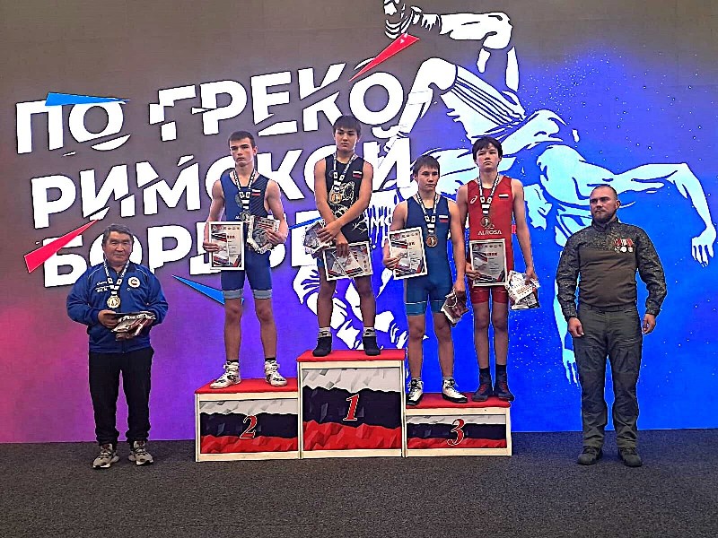 Привезли два золота